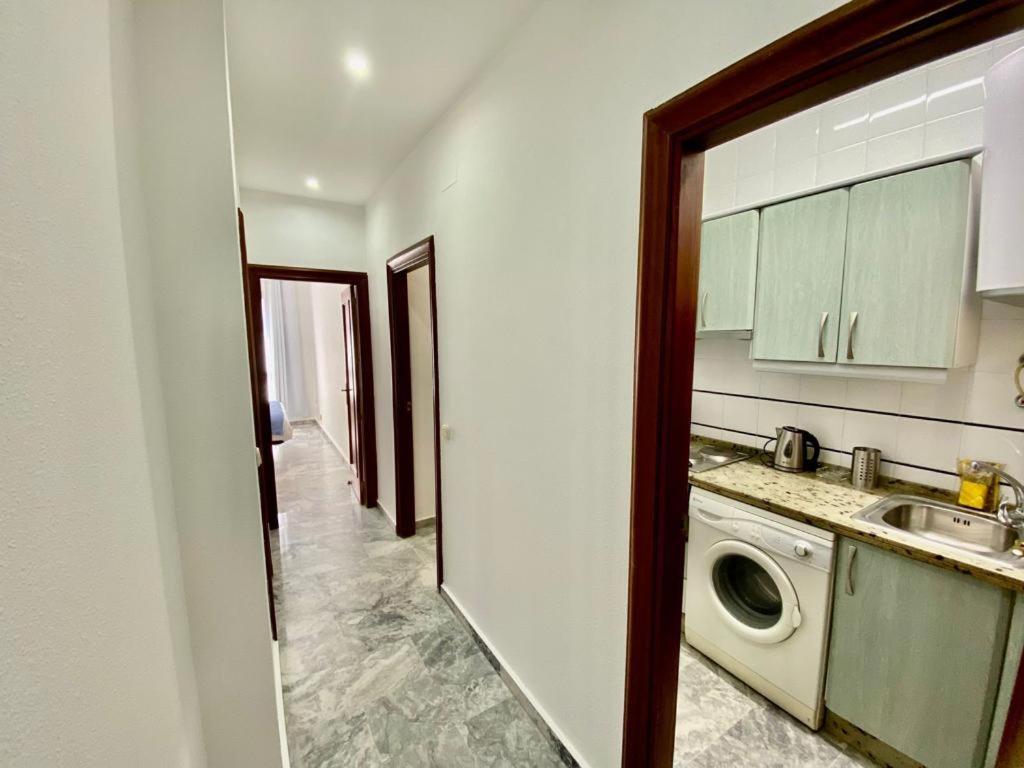 Suite Alameda Center Малага Экстерьер фото